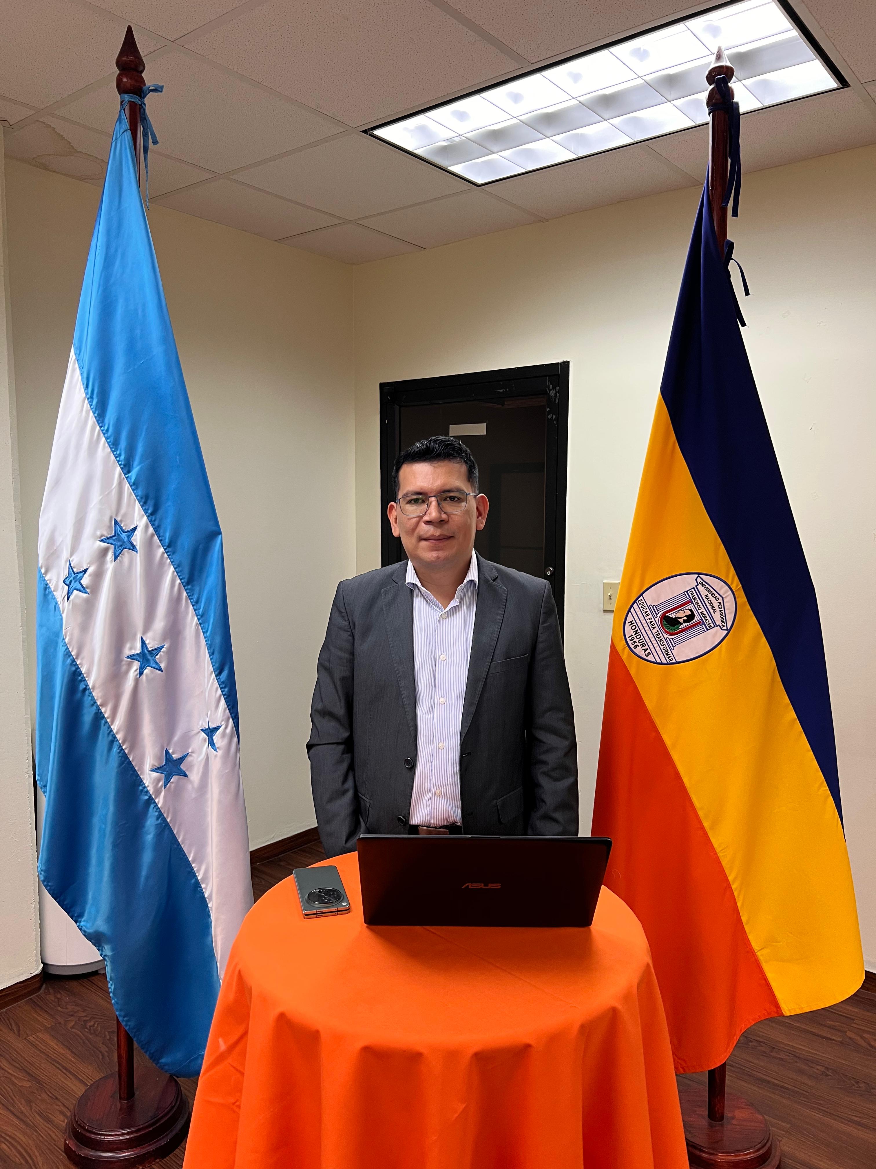 Defensa de tesis, Percepción de los docentes en el desarrollo e implementación de competencias digitales en postpandemia COVID 19 en el Instituto Católico Francisco Javier.